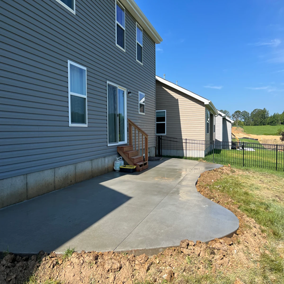 concrete patio contractors near