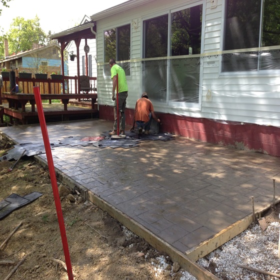 concrete patio contractor